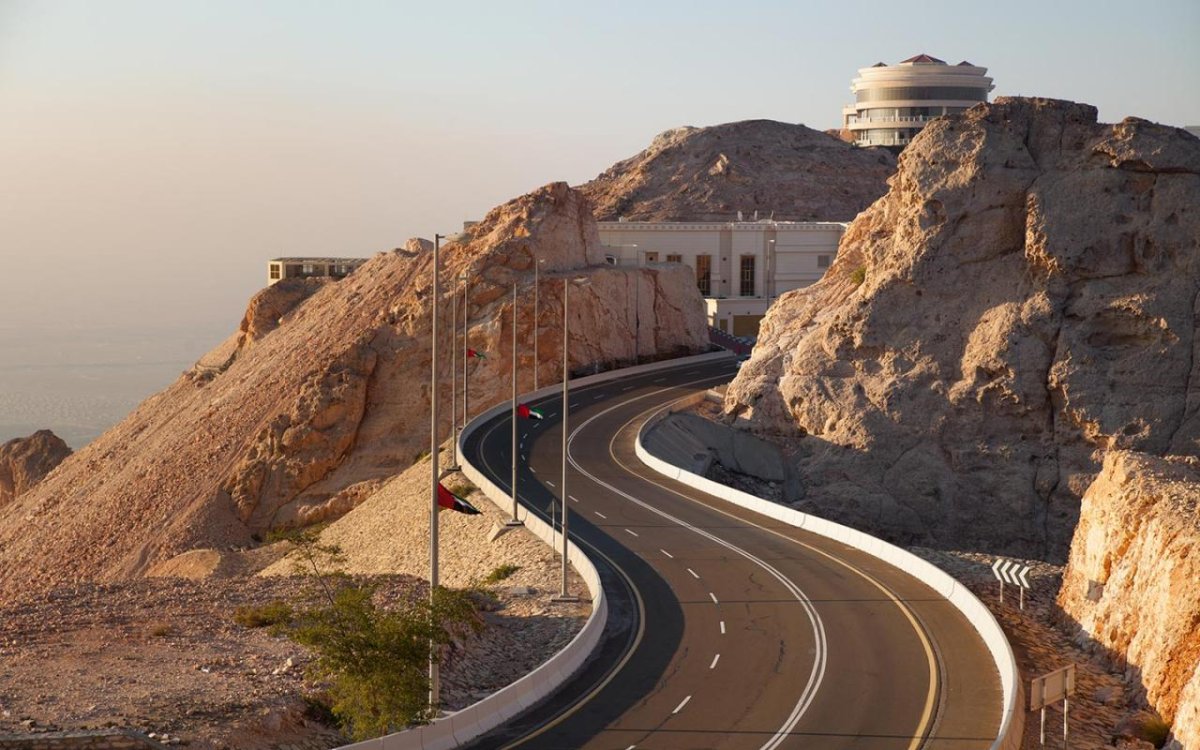 معلومات عن جبل حفيت الامارات