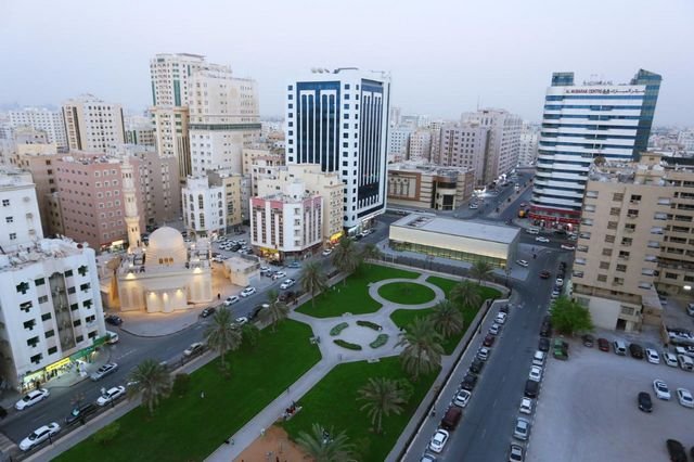 معلومات عن المجرة الشارقة