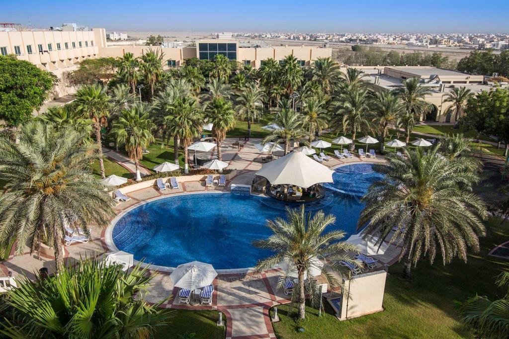 معلومات عن المفرق ابوظبي