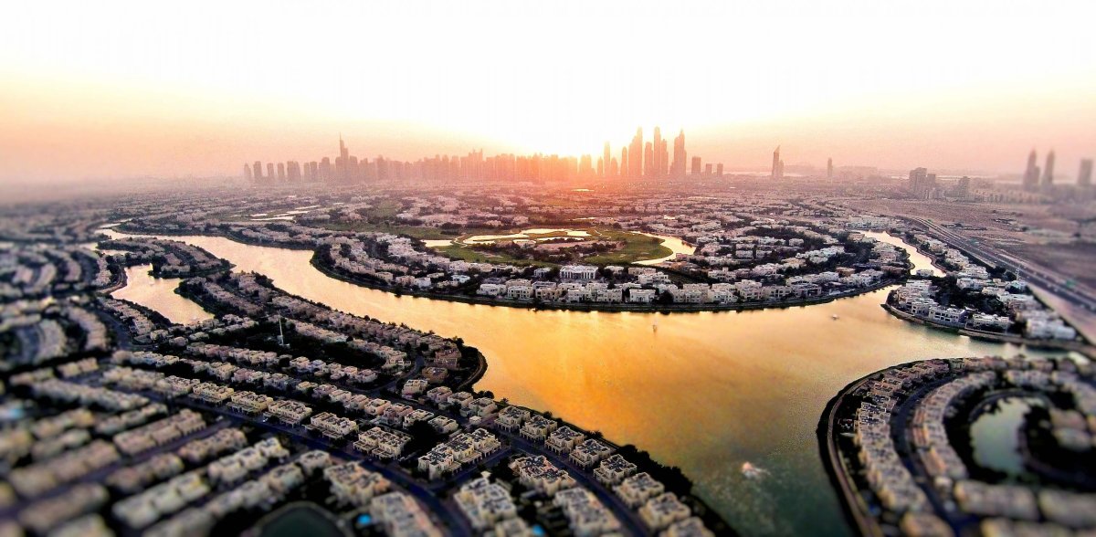 معلومات عن تلال الإمارات