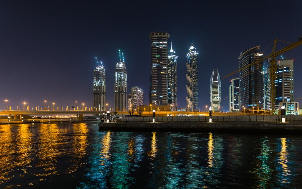 ويست بيري سكوير، الخليج التجاري