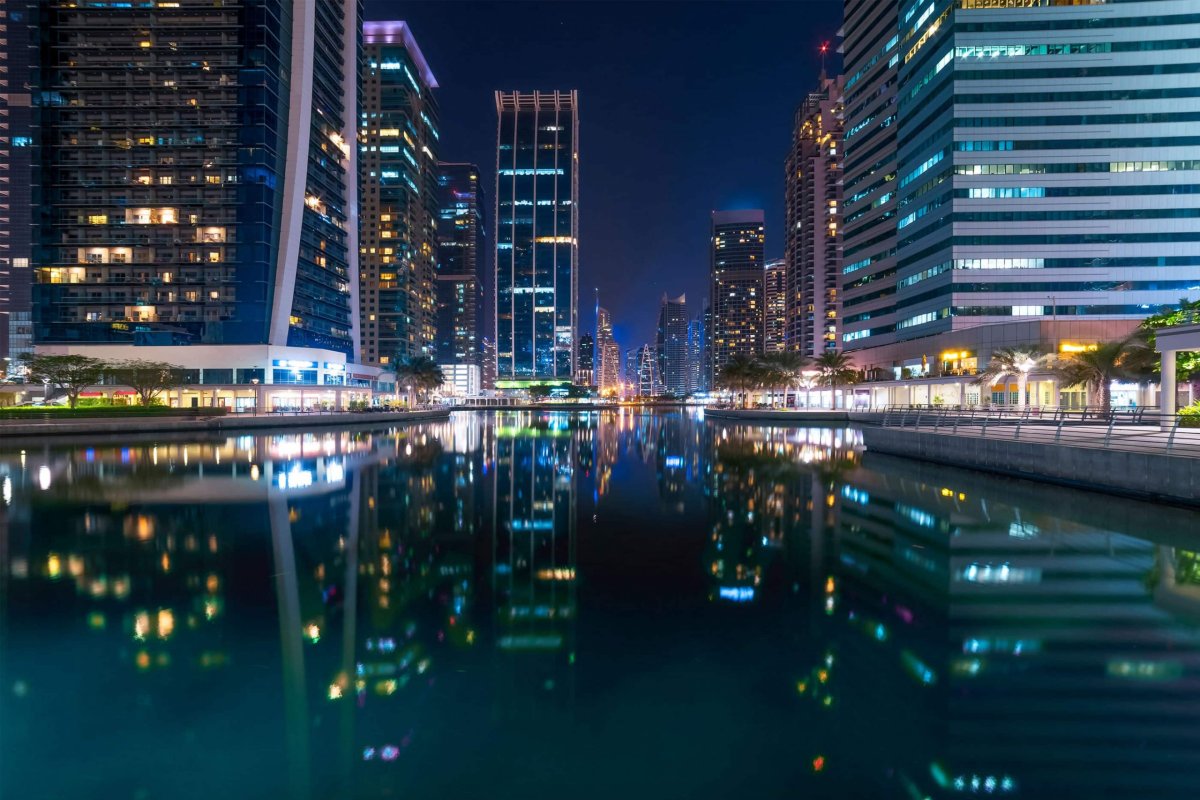 معلومات عن أبراج بحيرات جميرا