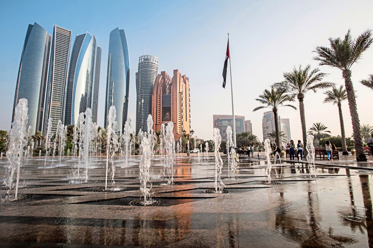 موضوع تعبير عن مدينة أبوظبي