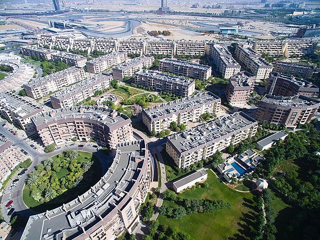 معلومات عن أب تاون موتور سيتي