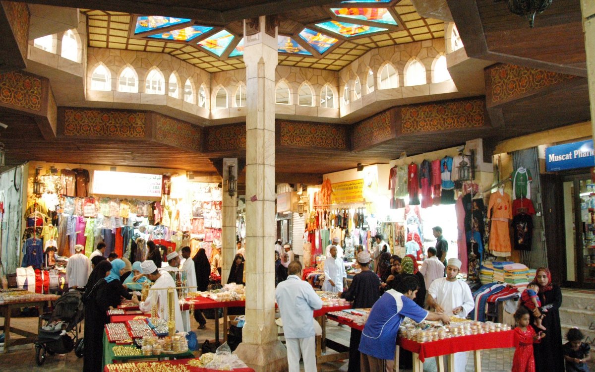 أرخص أسواق أبوظبي للملابس