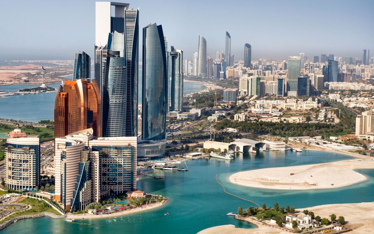 كم تكلفة الحصول على رخصة تجارية من أبوظبي