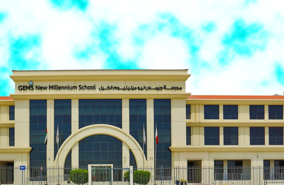 مدرسة جيمس نيو ميلينيوم الخيل