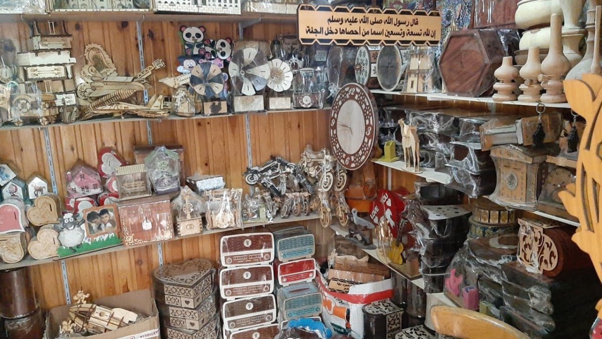 أفضل محلات بيع التحف والأنتيكات في دبي 2024