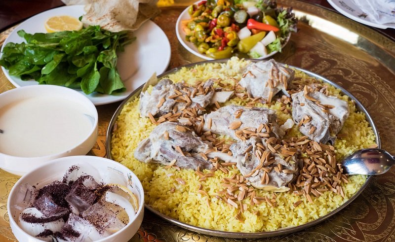 أفضل مطاعم تقدم المنسف الأردني في الفجيرة 2024