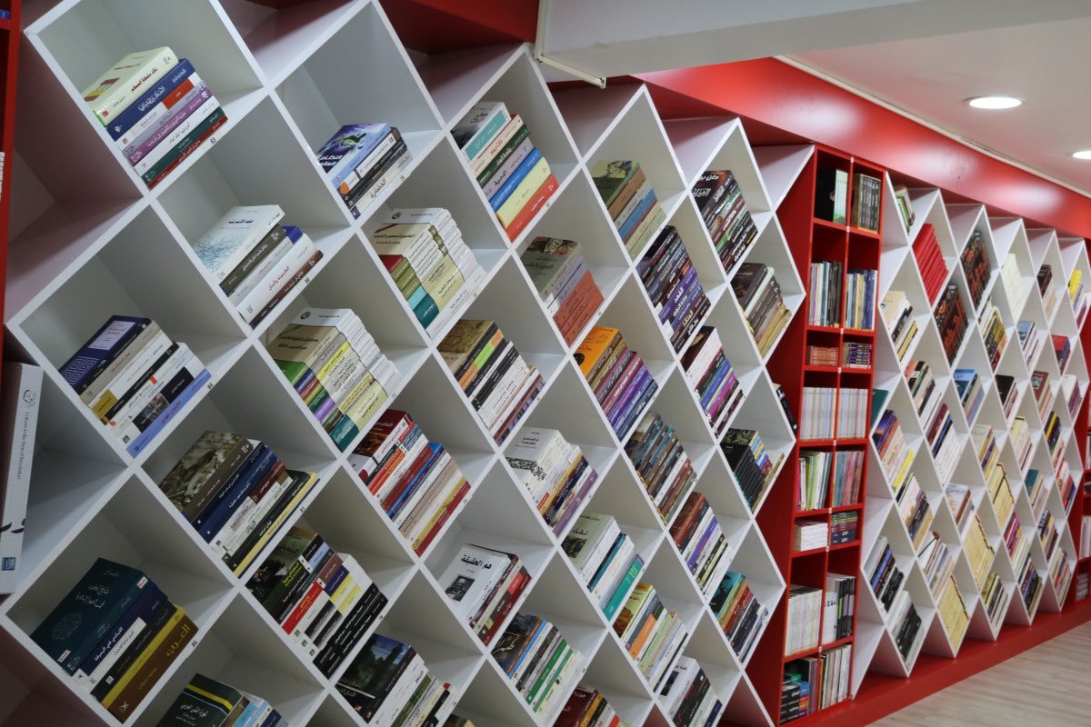 دليل أفضل مكتبات الشارقة لبيع الكتب لعام 2024
