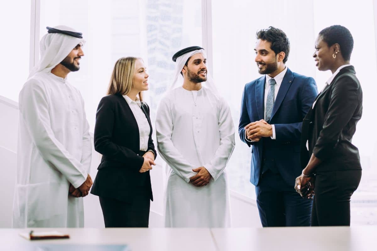 مبادرات وبرامج التوطين في أبوظبي 2024