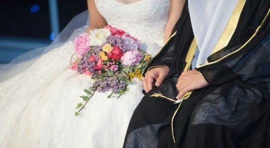 لمحة عن عادات وتقاليد الزواج في الإمارات بحث شامل