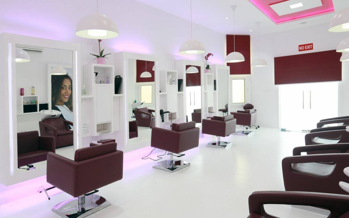 دليل قائمة صالونات التجميل في بر دبي