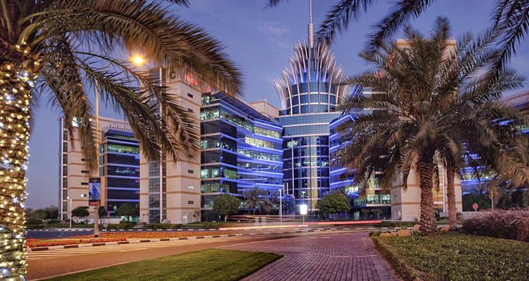 دليل السكن في واحة دبي للسيليكون وموقعها الاستراتيجي