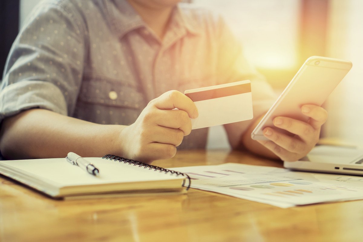 إجراءات فتح حساب بنكي في الإمارات وأهم بنوك الإمارات
