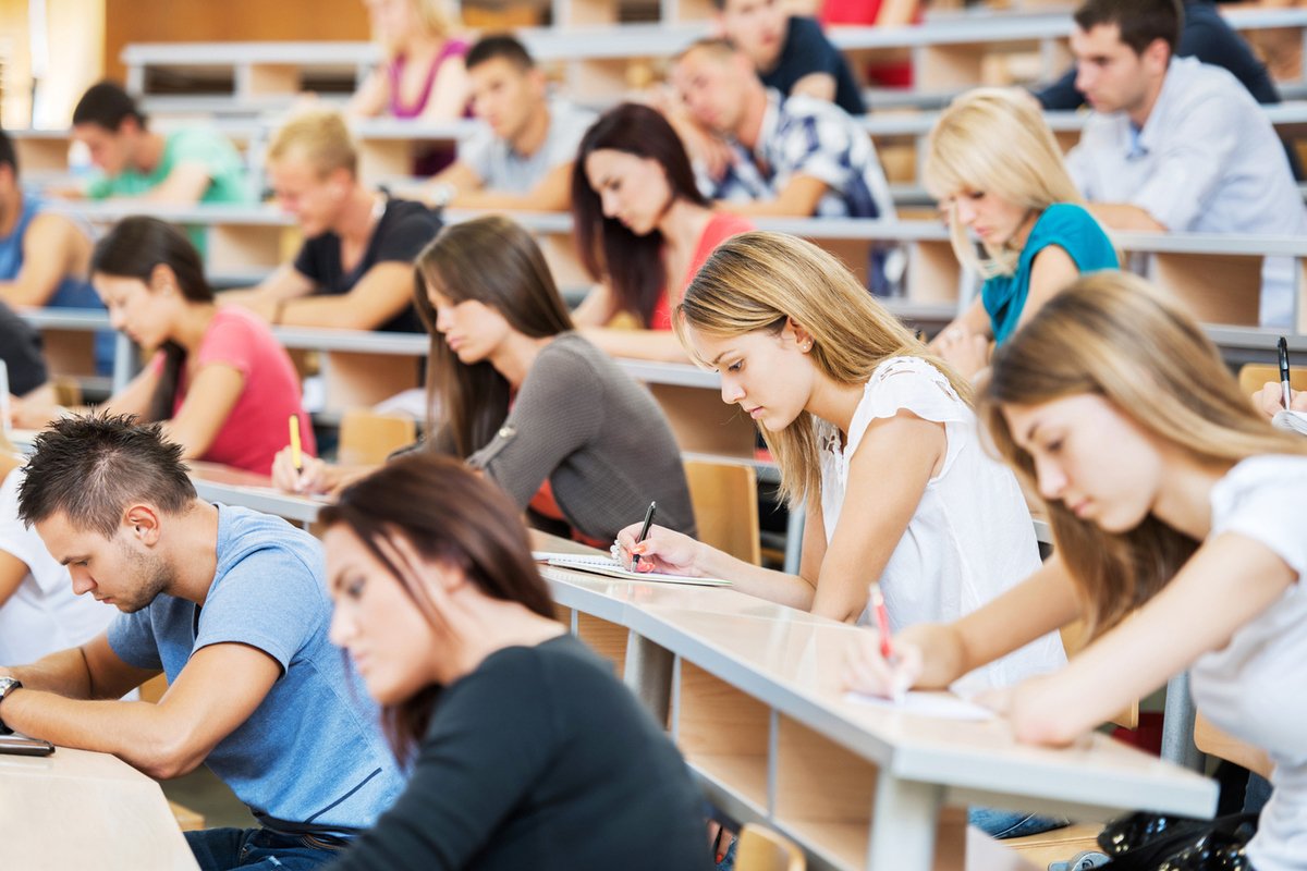 دليل جامعات دبي الحكومية والخاصة 2024