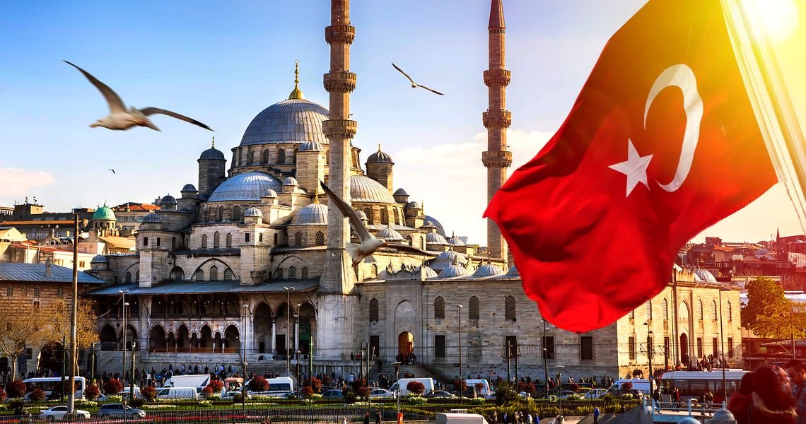 دليل السفر من الإمارات إلى تركيا