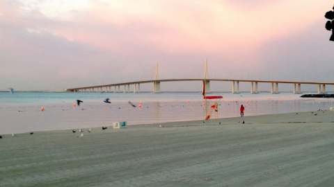 شاطئ البطين ابوظبي