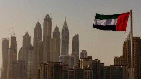 من هم خط الدفاع الأول في الإمارات