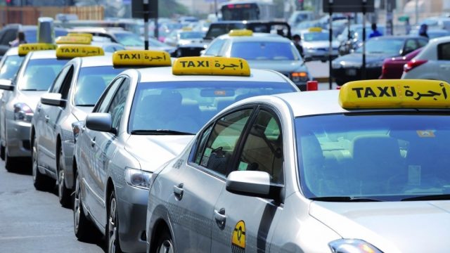 دليل تاكسي أبوظبي التابع لمركز النقل المتكامل
