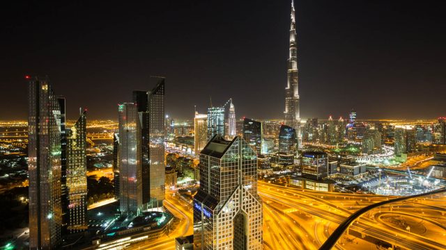 أفضل اماكن سياحية في دبي ليلاً 2023