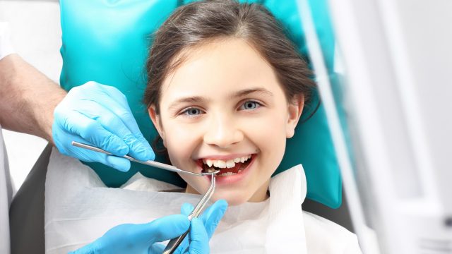 أفضل دكتور أسنان للاطفال في دبي