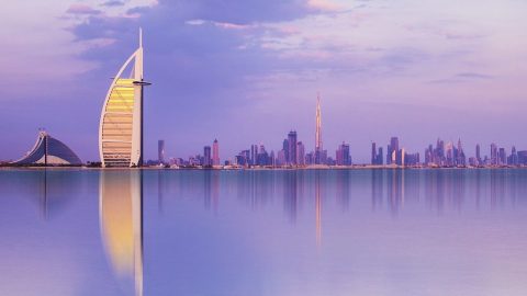 دليل أبرز سلاسل فنادق دبي الفخمة 2024