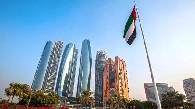 كيفية الاستعلام عن تعميم مقيم ومنع السفر في الإمارات 2024